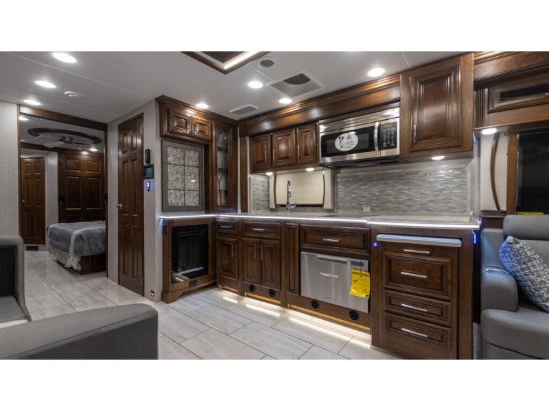 Forest River RV Berkshire XLT 45E